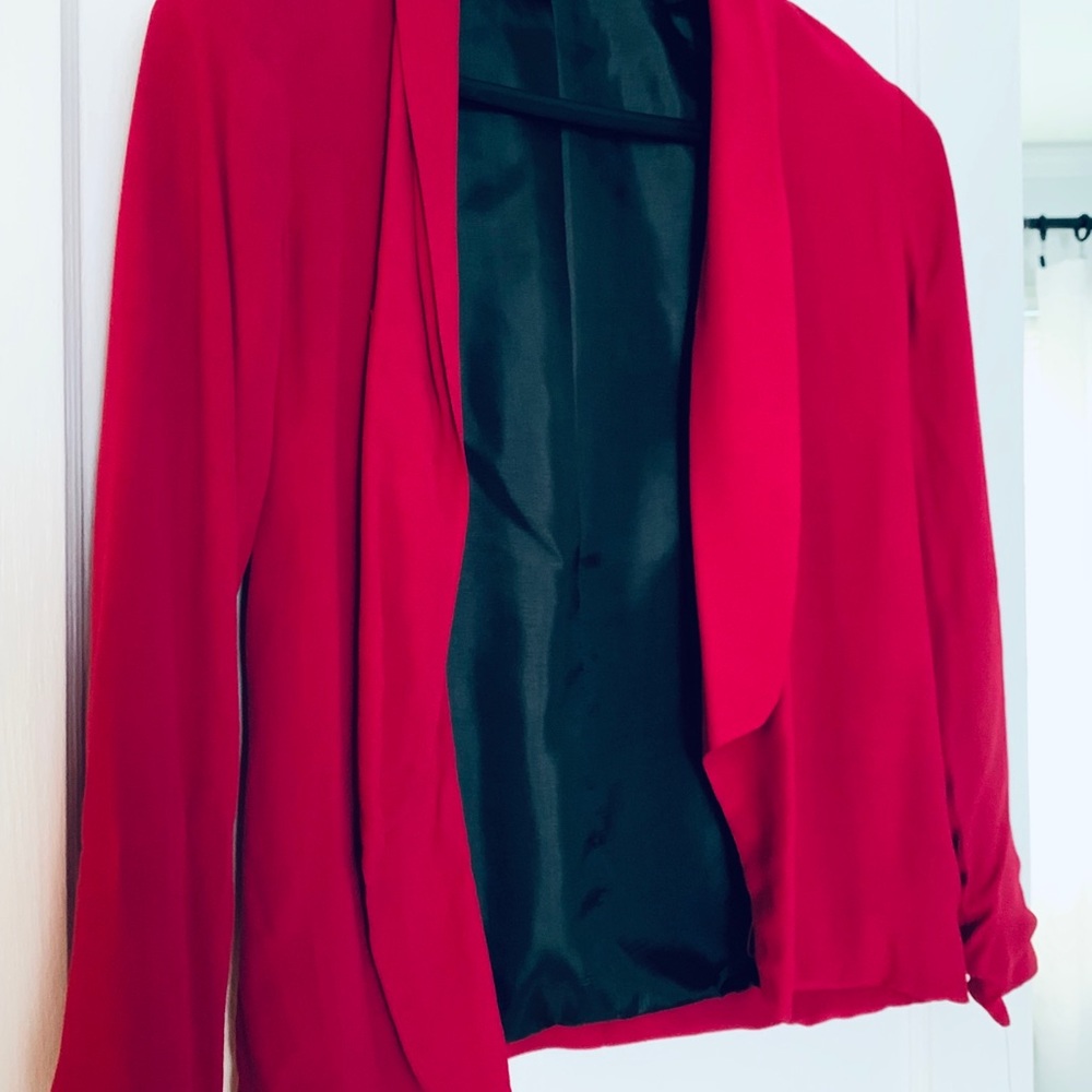 Women’s Raspberry Open Front Blazer - Picture 2 of 4